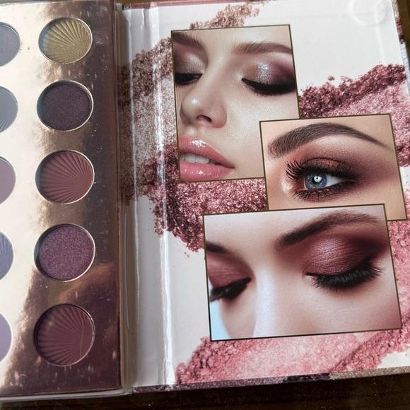 ELLEN TRACY 35 Shades of Rosy Nudes Matte & Shimmer Eyeshadow Palette - Picture 6 of 8